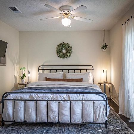 Lush, Enchanting Austin Oasis! Apartman Kültér fotó